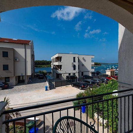 Misi Apartment Медулин Екстериор снимка
