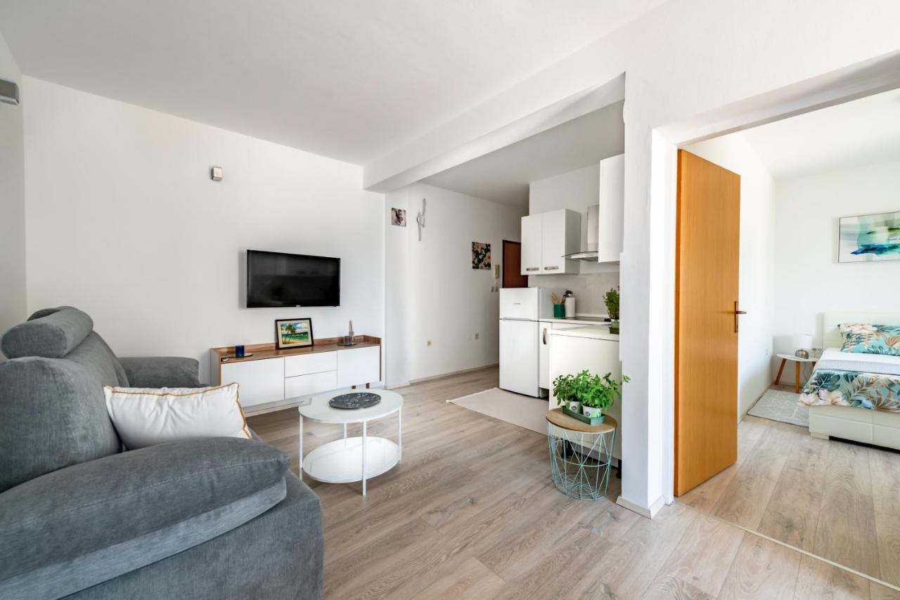 Misi Apartment Медулин Екстериор снимка